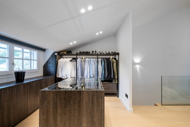 Vestidor en Casa: Orden, Diseño y Bienestar Personal