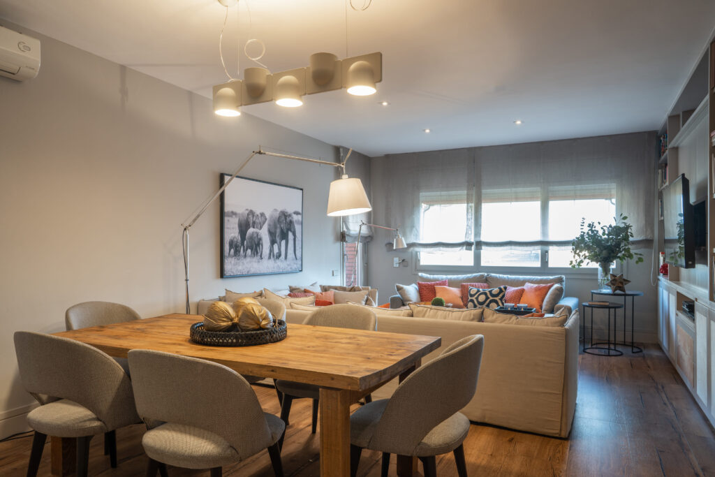 SALON PISO REUS